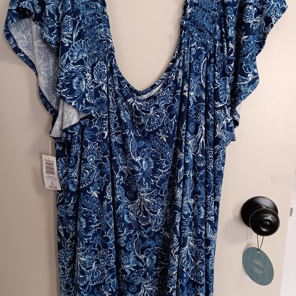 Super Soft Slub Smocked Flutter Sleeve Top NWT  5X Plus  SALE